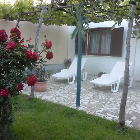 Liliana Apartman Pula